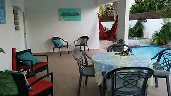 Dorado Centrally Located Guest House Ξενοδοχείο