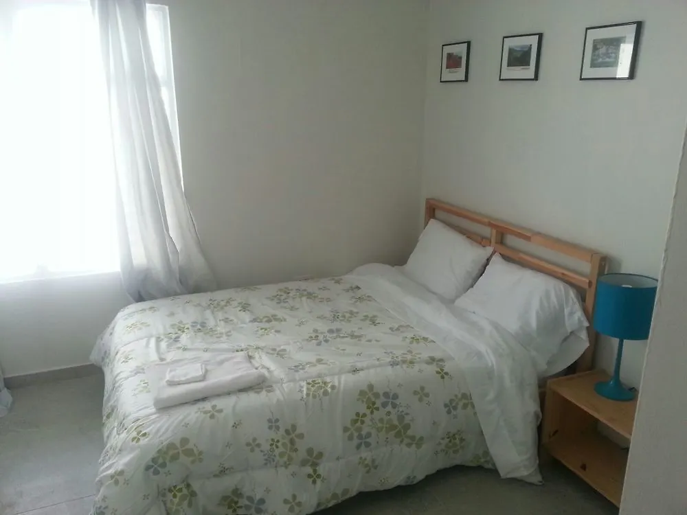 Dorado Centrally Located Guest House Ξενοδοχείο